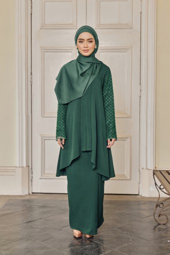 Kebaya Nour In Emerald Green